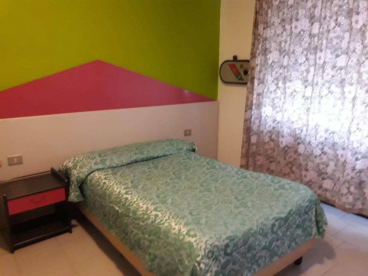 Albergo Piccadilly Medolago Bagian luar foto